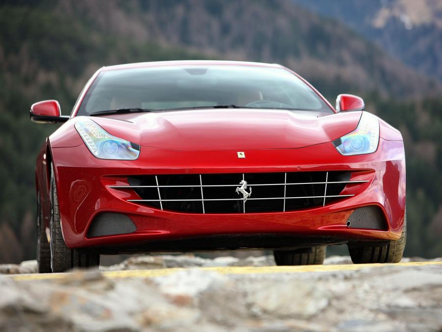  Ferrari FF 2011 года  (фото 179 из 195)